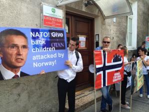 Marsz Wolności Bezbronnych: Jens Stontelberg nie ma moralnego prawa kierować pokojowym sojuszem NATO. Jego kraj, Norwegia, musi oddać dzieci, które zabrał rodzicom!