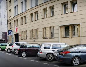 Zegarek za 92 tysiące dolarów skradziony przez taksówkarza w samym centrum Warszawy! Rodzina poszkodowanego w tym zuchwałym rozboju 22-latka prosi o pomoc Krzysztofa Rutkowskiego!