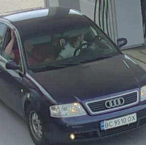 [VIDEO] RUTKOWSKI W AKCJI: Śmiała  kradzież 43 tyś. Euro z kabiny busa na stacji paliw w Pniewach. Wszystko nagrały kamery