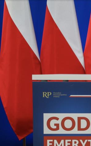 [VIDEO] Sochaczew. Podpisanie przez Prezydenta RP projektu inicjatywy ustawodawczej „Godna emerytura”