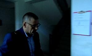 Matka przerwała leczenie psychiatryczne i ukrywa dziecko przed rodziną. A sąd w Żaganiu robi sobie wakacje! (video)