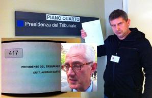 [VIDEO] Il giudice italiano ha deriso una madre polacca che vole salvare il bambino da suicidio! Patriot24.net ha presentato una denuncia al comportamento odioso del giudice Danieli Ronzani e la sua assistente al presidente del Tribunale di Aurelio Gatto