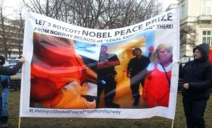 [VIDEO] Petycja do Prezydenta Donalda Trumpa: Amerykańska matka Amy Jacobsen czwarty rok błaga USA o uwolnienie synka z norweskiej niewoli. Prosimy o pomoc! 