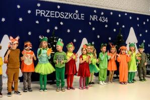 Z wizytą w nowym przedszkolu w Wesołej