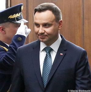 Orędzie Prezydenta RP przed Zgromadzeniem Narodowym: Ducha narodu łatwo zatruć fałszywą ideologią