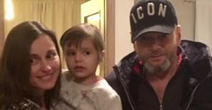 Rutkowski przerzuca wszystkie siły by dopaść Artura Guhl. To on przetrzymuje bezprawnie od 4 miesięcy 4 letniego Adriana i chowa się w różnych miejscach w Europie. Początek akcji z Policją Niemiecką!