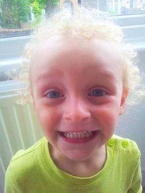 [VIDEO] Czy Wielka Brytania odda Polsce we wtorek polskie dziecko? Polski Rząd odważnie i zdecydowanie wystąpił o przekazanie do Polski 5-letniego synka Brygidy Adamskiej! Czy Wielka Brytania uszanuje prawo Unii Europejskiej i polsko-brytyjskie umowy?