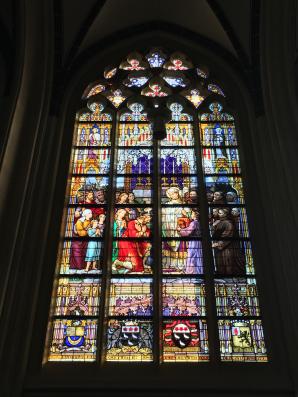 [VIDEO] Słowo i Pieśń na niedzielę 21 października z miasta 's-Hertogenbosch. Z modlitwą o pojednanie się holenderskiego ojca Kees Bedeschi z polską matką Beatą Olejnik. I za pracowników instytucji Jeugendbascherming, by im w tym pomogli