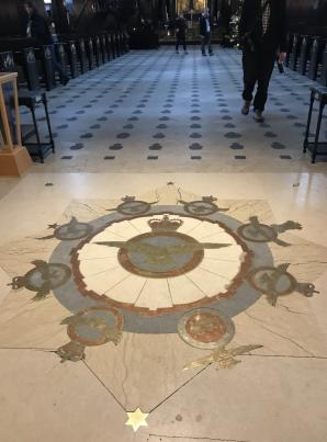 [VIDEO] Słowo, Historyczne Kroniki oraz Pieśni na Pierwszą Niedzielę Adwentu z kościoła pilotów RAF i polskich lotników w Londynie