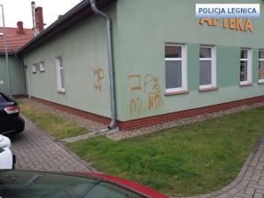 Jeden odprowadzał drugiego. Byli