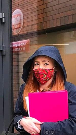 [VIDEO] Czy porwanie 4-letniej Julki wspiera Nina K., właścicielka stadniny koni w Bąkowie pod Gdańskiem a jednocześnie organizatorka półkolonii dla grup dzieci? Do Prokuratury trafił dziś wniosek o ściganie jej za przestępstwa kryminalne!