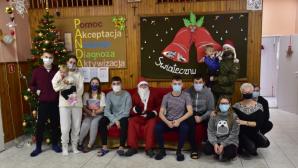 Mikołajkowy szturm Terytorialsów. Odwiedziny w placówkach opiekuńczych