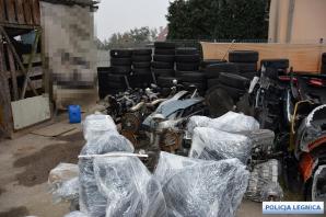 [VIDEO] Policjanci z Legnicy, Wrocławia oraz Niemiec zlikwidowali kolejną dziuplę samochodową znajdującą się na terenie powiatu legnickiego