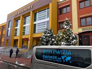 [VIDEO] TOGI BEZ SUMIEŃ: Narkoman zapowiada brutalny atak na 4-letnie dziecko. Sądy w Złotowie i Pile dają przyzwolenie!