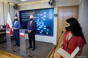 Wiceminister Wawrzyk oraz wiceminister Kraska o obostrzeniach w wakacyjnych podróżach zagranicznych