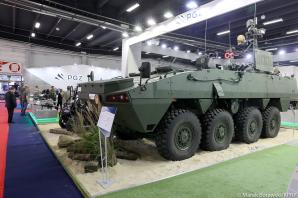 [VIDEO] Prezydent odwiedził Międzynarodowy Salon Przemysłu Obronnego