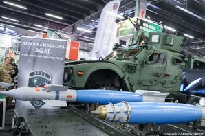 [VIDEO] Prezydent odwiedził Międzynarodowy Salon Przemysłu Obronnego