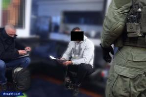 [VIDEO] Wpadli podejrzani o handel narkotykami