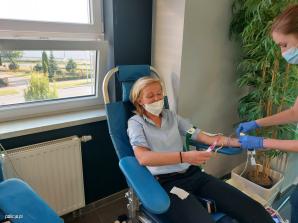 Rekordowa zbiórka krwi w opoczyńskiej komendzie - wspólnie walczymy o życie naszego kolegi policjanta