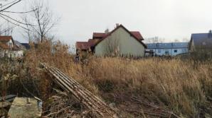 [VIDEO] Nielegalne składowisko śmieci na środku osiedla w podwrocławskim Smolcu! Zagrożenie zdrowia i życia a służby bezradne!