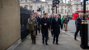 [VIDEO] Wielka Brytania zwiększa liczbę żołnierzy w Polsce ze względu zagrożeń ze strony Rosji dla Ukrainy i państw Europy Środkowej oraz sytuacji na Białorusi