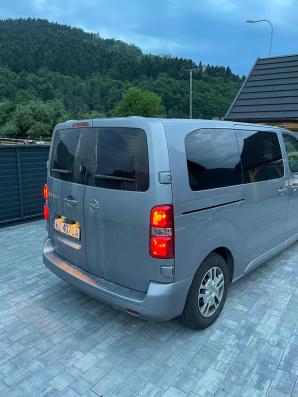 RUTKOWSKI poszukuje skradzionego w Krościenku nad Dunajcem Opla VIVARO
