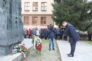 Minister Przemysław Czarnek: nigdy więcej nienawiści między ludźmi, nigdy więcej zbrodniczych reżimów totalitarnych
