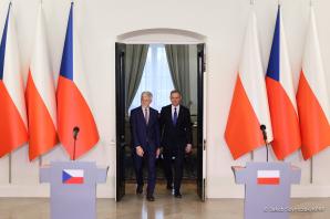 [VIDEO] Prezydenci Polski i Czech o skutkach agresji na Ukrainę i relacjach dwustronnych