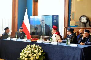 [VIDEO] Minister Edukacji i Nauki Przemysław Czarnek uczestniczył w pierwszej inauguracji roku akademickiego 2023/2024 w Szkole Głównej Mikołaja Kopernika w Warszawie