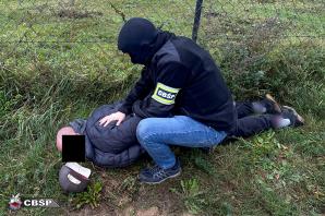 [VIDEO] Zatrzymany zabójca Marek N. ps. 'Marek z Marek' i likwidacja fabryki papierosów