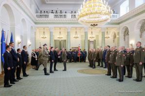 Awanse generalskie w SZ RP, SG, SOP, SW oraz SKW w Belwederze