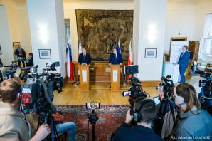 Dwudniową wizytę w Pradze szef polskiej dyplomacji rozpoczął od spotkania z ministrem Janem Lipavským
