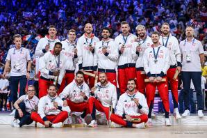 [VIDEO] Igrzyska olimpijskie. Andrzej Duda kibicował polskim siatkarzom w Paryżu