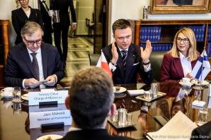 [VIDEO] Marszałek Sejmu Szymon Hołownia o bezpieczeństwie w Finlandii