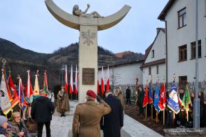 [VIDEO] 80. rocznica Krwawej Wigilii - pacyfikacji wsi w dolinie Ochotnicy