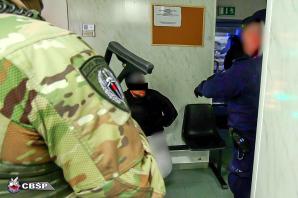 [VIDEO] Michał J. ps. „Smok” i Ewelina J. zatrzymani w Hiszpanii – „Łowcy cieni” w akcji