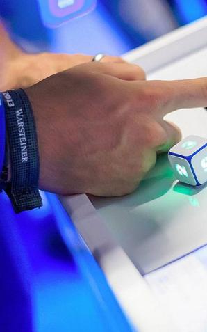 Elektroniczna kostka DICE+ pierwszym polskim produktem w amerykańskich sklepach Apple