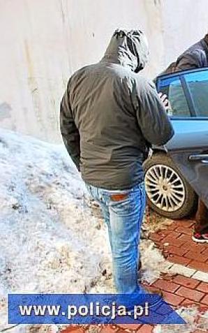 Podrobili przelew by zobaczyć mecz w loży VIP. Zaprosili rodzinę i znajomych
