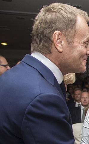 Donald Tusk na gali wręczenia nagrody im. Jerzego Zimowskiego