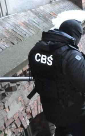 [VIDEO] Ukrywający się Bysiu - lider gangu pruszkowskiego zatrzymany przez „łowców cieni”