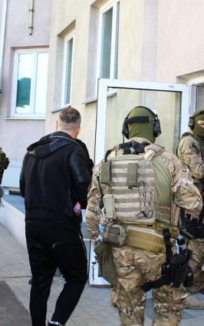 Areszty tymczasowe za uprowadzenie dla okupu