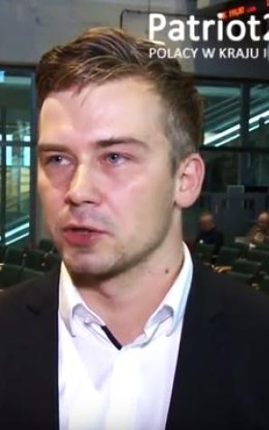 [VIDEO] Nadchodzi rewolucja w płatnościach elektronicznych. Powstają rozwiązania pozwalające płacić w tle, bez wyjmowania smartfona z kieszeni