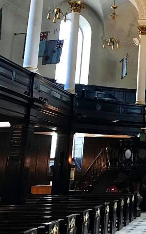 [VIDEO] Słowo, Historyczne Kroniki oraz Pieśni na Pierwszą Niedzielę Adwentu z kościoła pilotów RAF i polskich lotników w Londynie