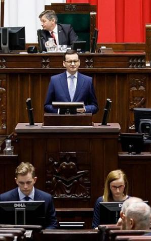 Czterokrotne obniżenie stawki akcyzy na energię oraz zredukowanie o 95 proc. opłaty przejściowej