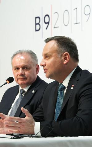 Bezpieczeństwo, gospodarka, kultura to priorytety. Prezydent dla mediów po Szczycie Bukaresztańskiej Dziewiątki