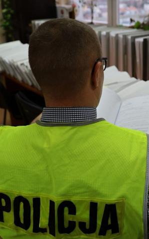 Oszukali ponad 5700 osób z terenu całego kraju - zarzuty usłyszało czterech mężczyzn