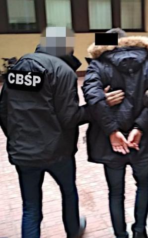 [VIDEO] Aresztowane 3 osoby podejrzane o zbrodnię fakturową