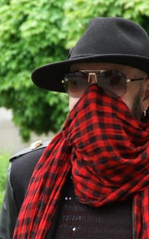 Tomasz Jacyków: Odetchnijmy od show i ścianek. Ubieranie się w pożyczone rzeczy i pozowanie niekoniecznie musi być treścią życia