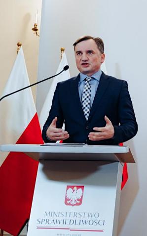 Facebook zablokował konto IPN. Konieczna ochrona wolności słowa w internecie!