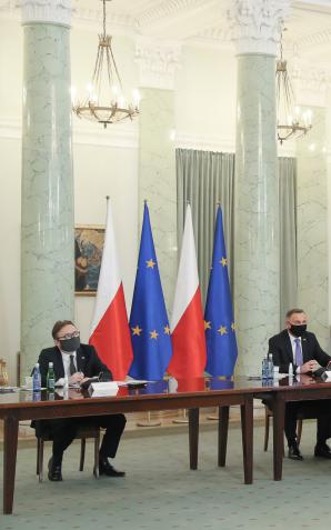 [VIDEO] Inauguracyjne posiedzenie zespołu ds. sędziów pokoju z udziałem Prezydenta RP
